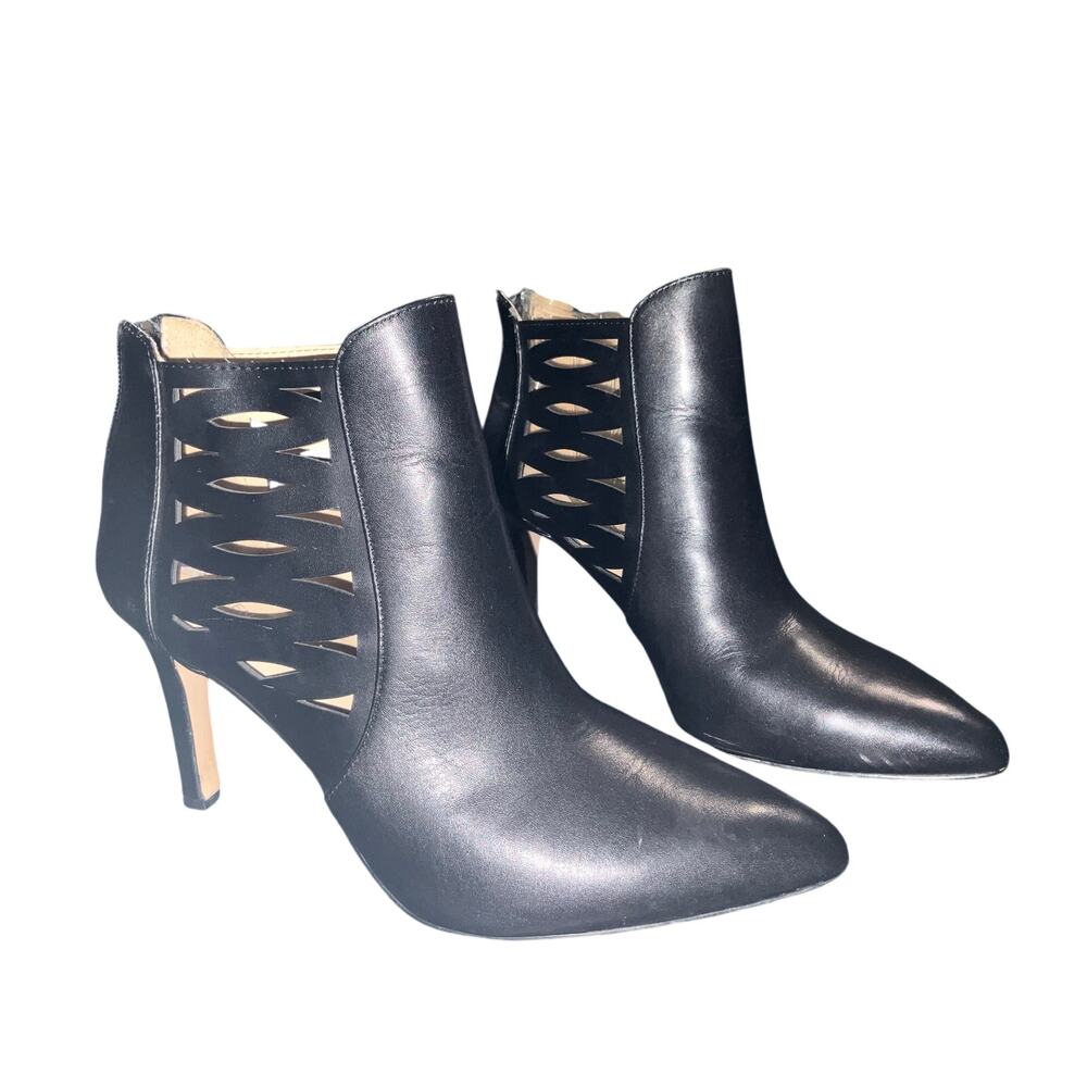 Adrienne Vittadini Caged Cutout Leather Stiletto Ankle Bootie Black EUC 8.5M